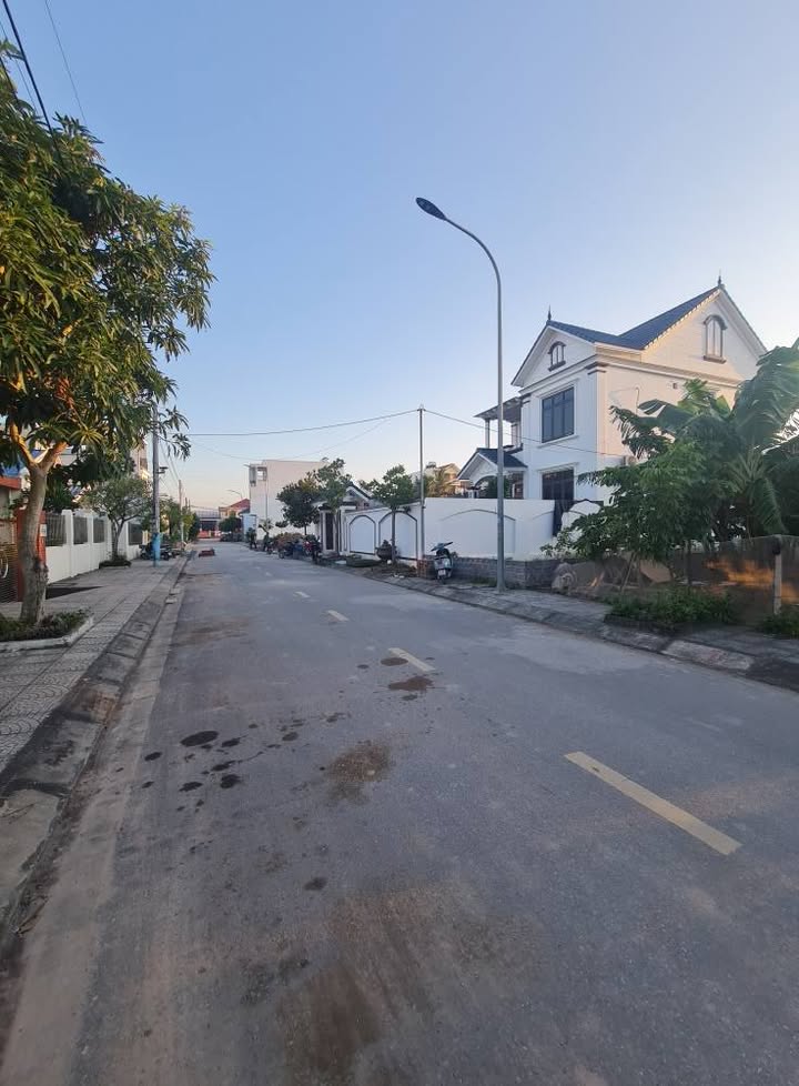 Đất nền Tân Thành, Dương Kinh 107m² giá 3 tỷ - Vị trí đắc địa, không lỗi phong thủy!