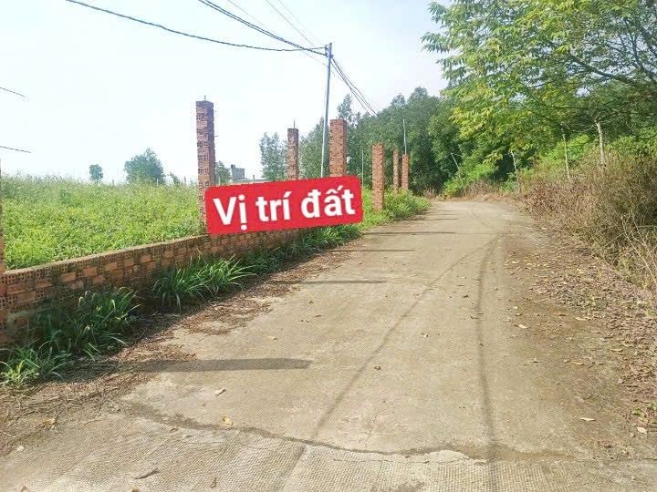 Đất nền Sông Thao, Trảng Bom 1700m² giá 1.3 tỷ - Đường bê tông rộng rãi!