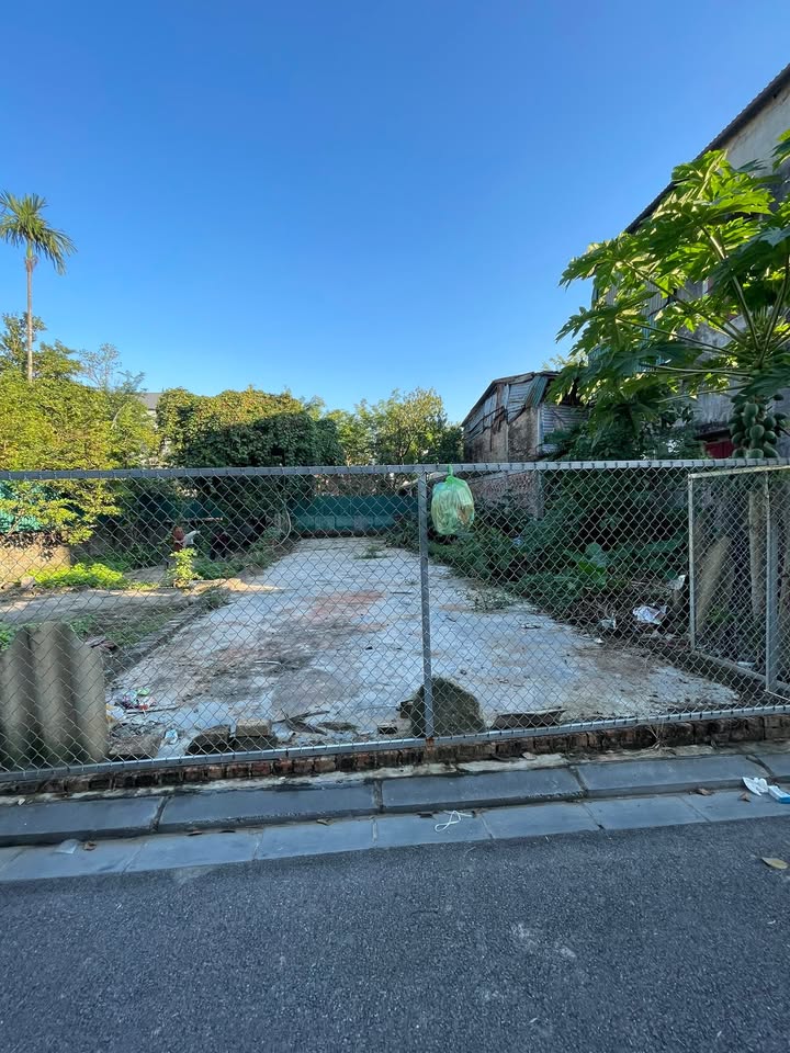 Đất nền Nguyên Khê 100m² giá 6 tỷ - Sổ đỏ chính chủ, ô tô vào tận nơi!