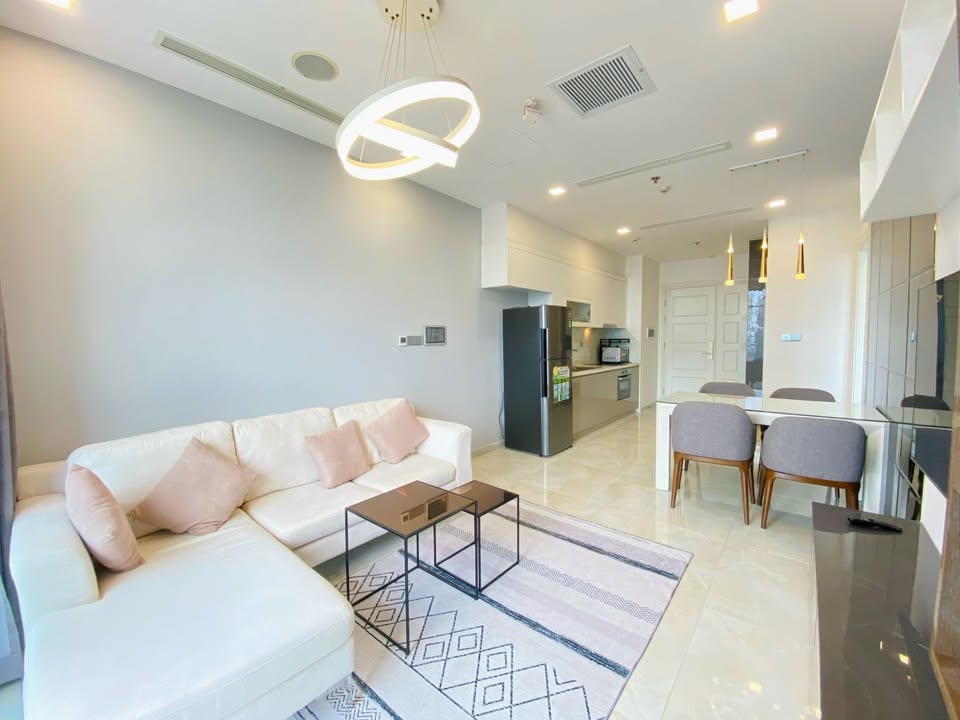 Căn hộ Vinhomes Golden River quận 1, 49m² giá 9.75 tỷ - View Landmark 81 tuyệt đẹp!