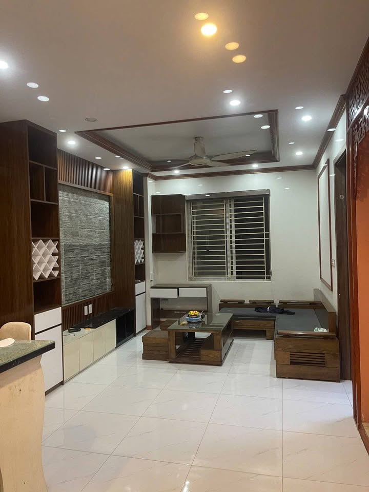 Căn hộ 2 phòng ngủ 75m² tại Khu đô thị Giao Lưu - Giá chỉ 11.5 triệu, nội thất mới!