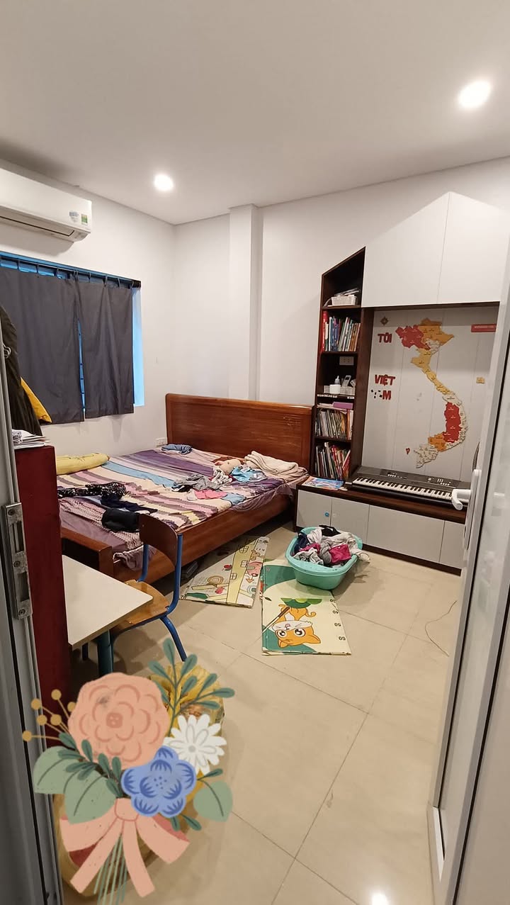 Nhà riêng Ngọc Thụy Long Biên 33m² giá 700 triệu - Đường vào công viên chỉ 1 bước!