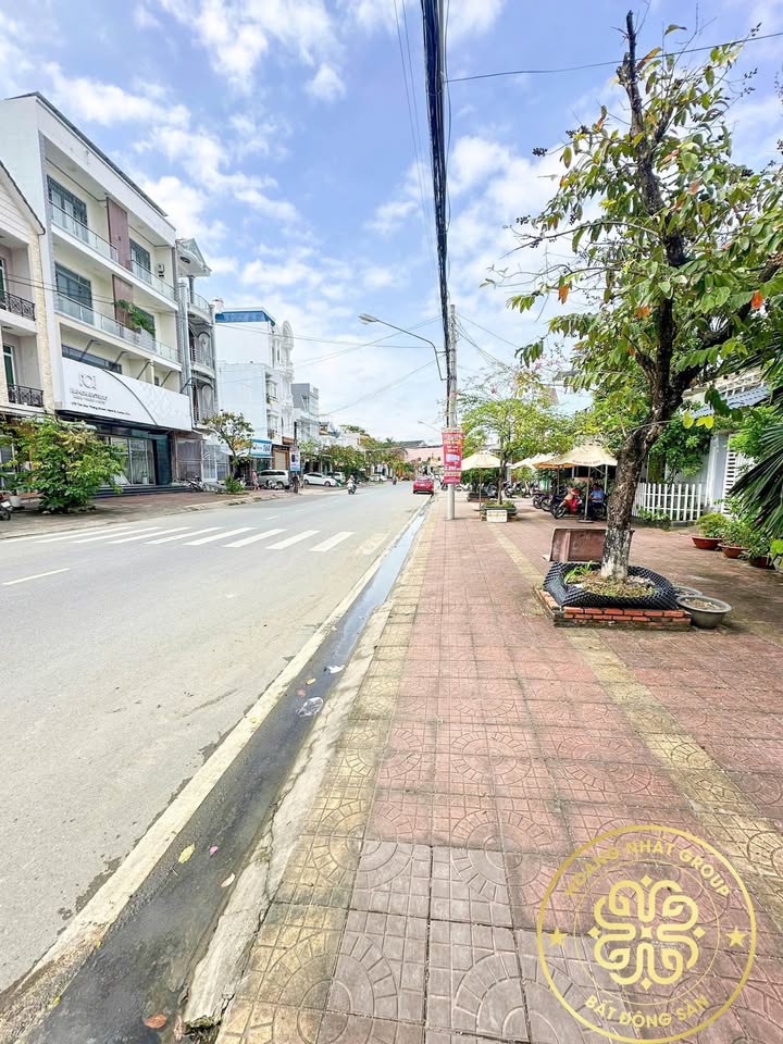 Nhà mặt tiền Tôn Đức Thắng, P. Tân Thành, 80m² giá 3 tỷ - Kinh doanh thuận lợi!