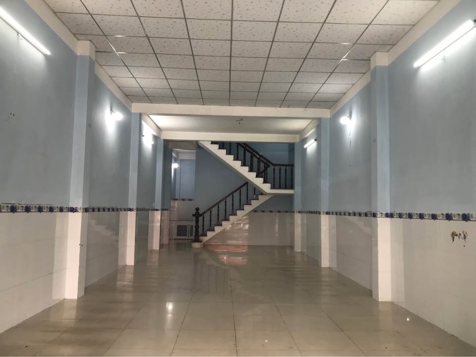 Nhà mặt tiền kinh doanh Đường Huỳnh Thúc Kháng 90m² giá 3.87 tỷ - Đầu tư sinh lời ngay!