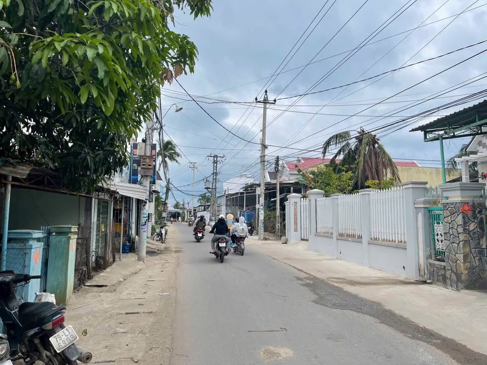 Đất nền Vạn Thắng 159m² giá đầu tư - Gần chợ, tiện kinh doanh!