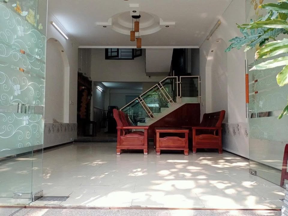 Nhà nguyên căn 3 tầng mặt tiền Phan Huy Ôn 70m² giá 14 triệu - Thích hợp làm văn phòng và ở