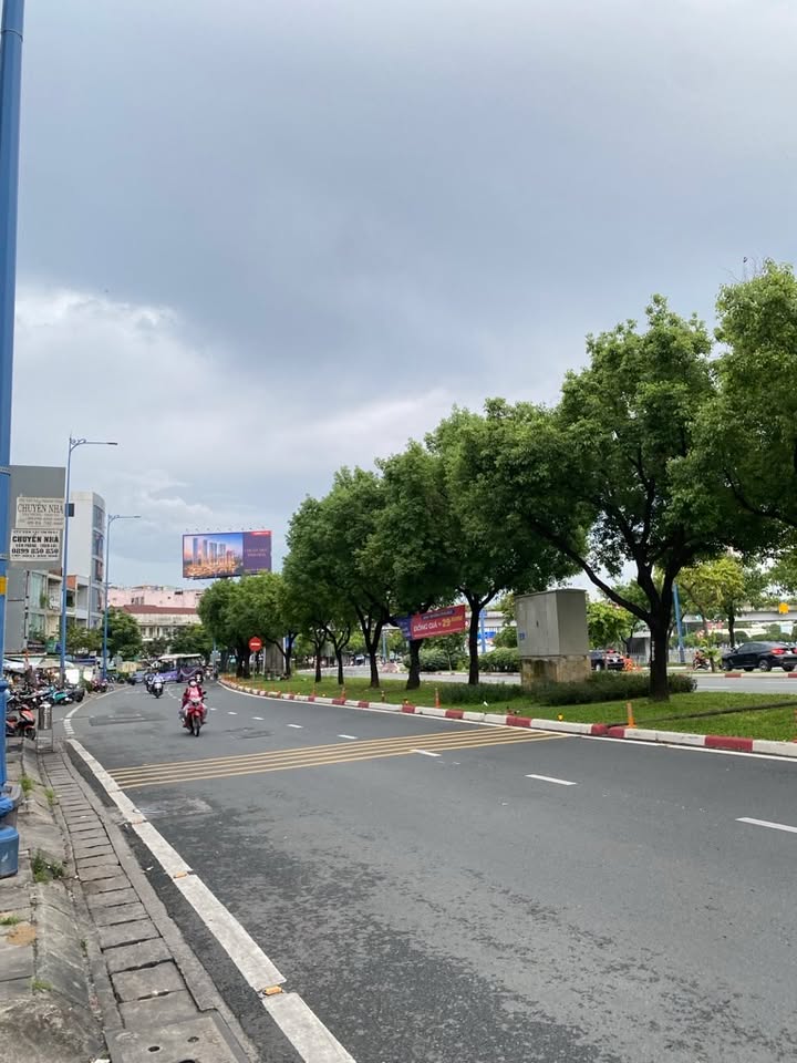 Bán mặt tiền kinh doanh Võ Văn Kiệt, Quận 5, diện tích 110m², giá 18 tỷ - Cơ hội đầu tư sinh lời!