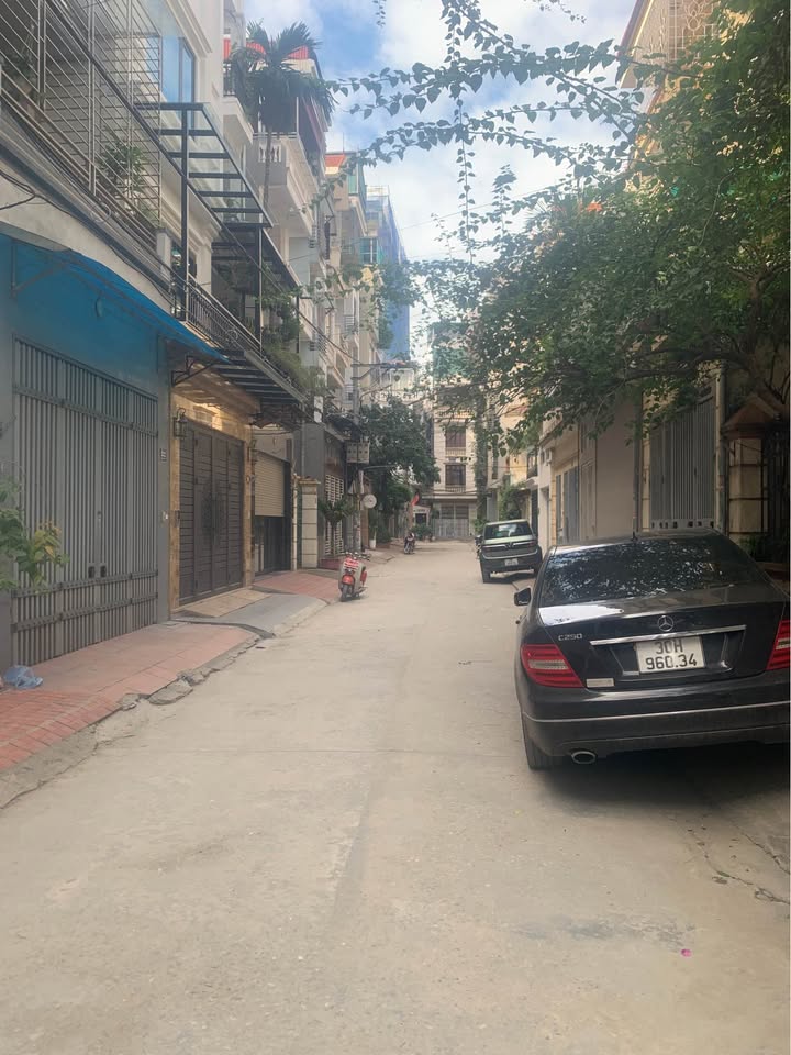 Biệt thự liền kề Xuân La 85m² giá 29 tỷ - Thiết kế hiện đại, sổ đỏ chính chủ!