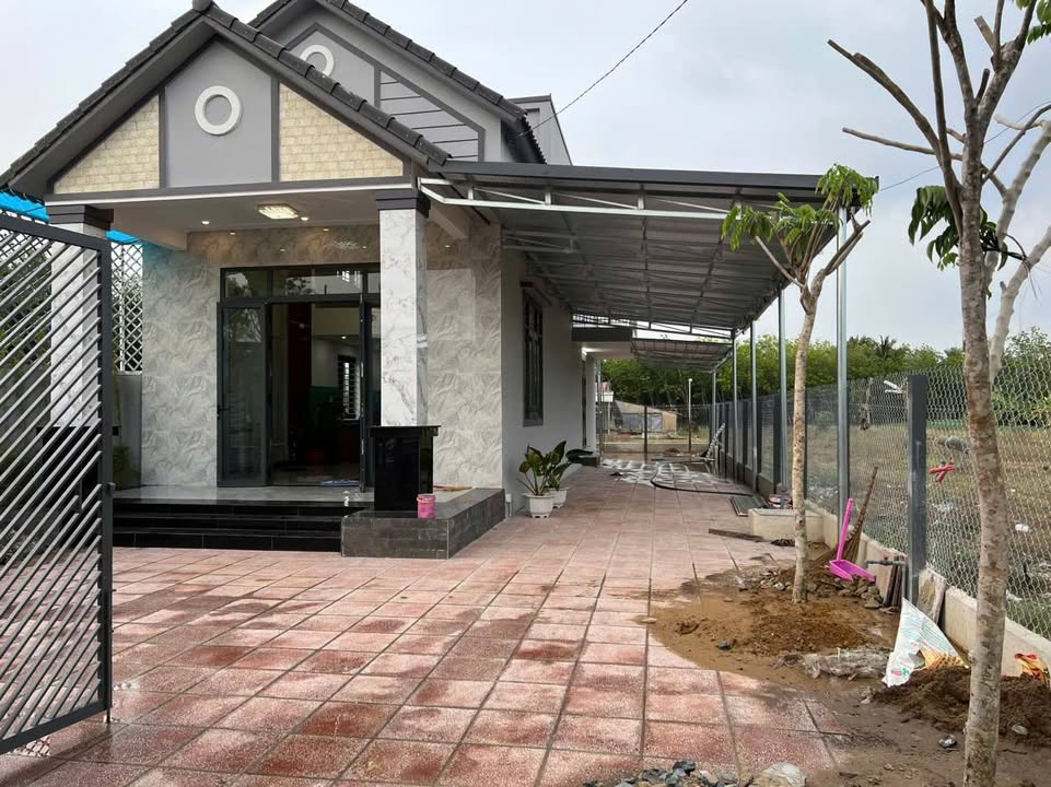 Nhà bán tại Ấp Suối Dộp, Châu Thành, Tây Ninh 310m² giá 2.2 tỷ - Sẵn sàng vào ở!