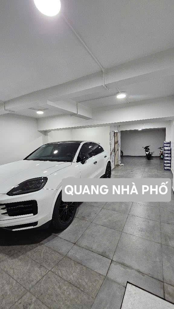 Nhà phố mặt tiền đường Kiều Đàm, Quận 7, 200.2m² giá 39.5 tỷ - Thiết kế hiện đại, nội thất sang trọng!