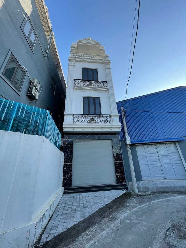 Nhà mặt đường Hoàng Thế Trung, An Đồng 62.5m² giá 3.79 tỷ - Cơ hội đầu tư tuyệt vời!