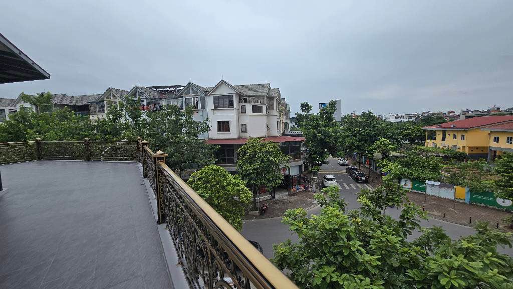 Nhà liền kề lô góc Thạch Bàn 145m² giá 28.9 tỷ - Đầu tư sinh lời lý tưởng!