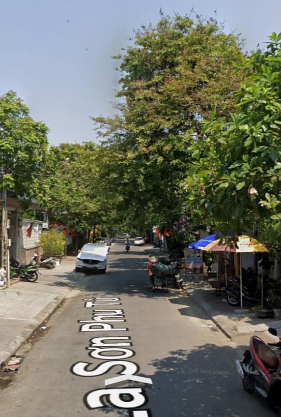 Nhà 2 tầng mặt tiền La Sơn Phu Tử 99m² giá 5.4 tỷ - Ô tô vào tận nơi!