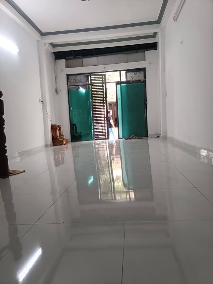 Nhà nguyên căn cho thuê tại Nguyễn Văn Thương, Bình Thạnh, 2 tầng - Phù hợp kinh doanh