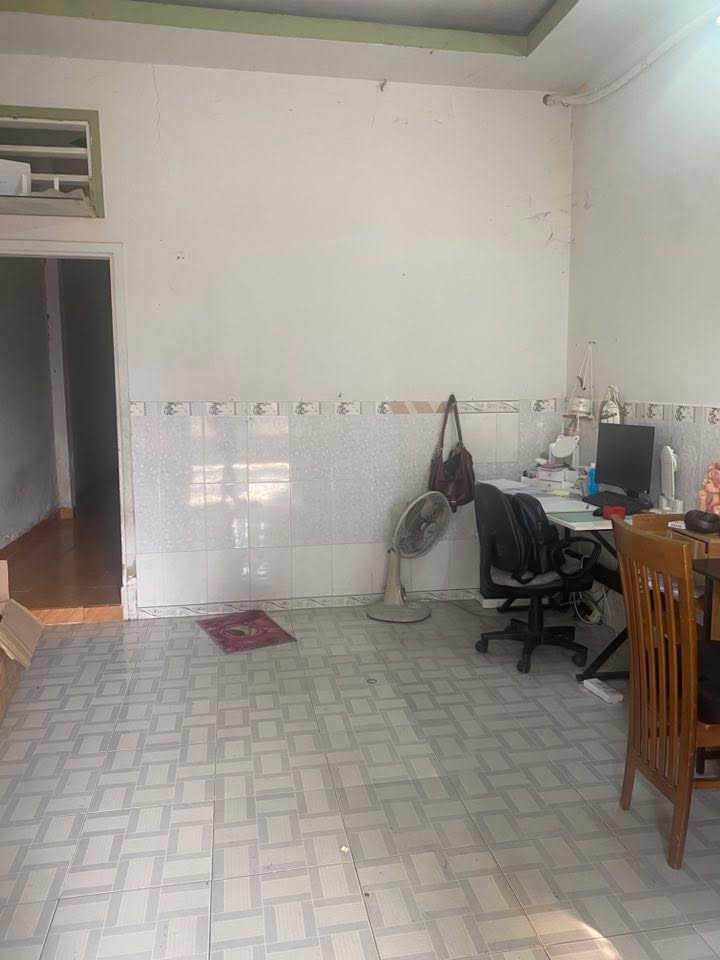 Cho thuê nhà nguyên căn tại Tân Hiệp, Hóc Môn - Diện tích 80m² chỉ 3.5 triệu/tháng!
