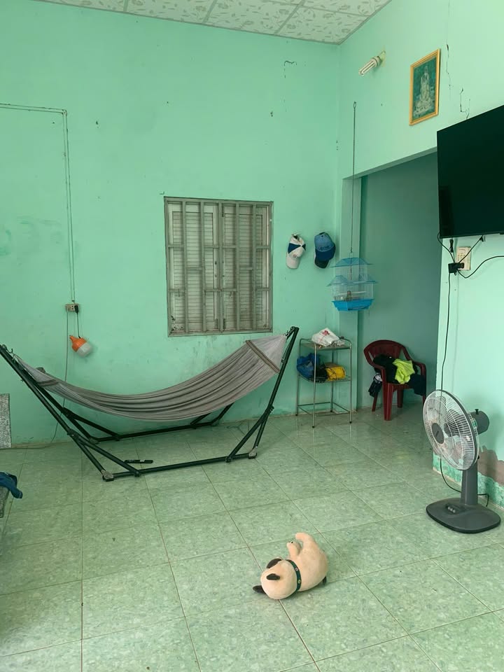 Đất thổ cư 100m² tại KP. Phú An, huyện Hàm Thuận Bắc - Sổ đỏ chính chủ, giá 1 tỷ!