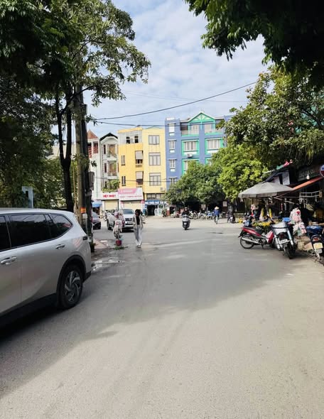 Nhà C4 cho thuê tại Gia Quất, Long Biên 115m² giá 14.1 tỷ - Đầu tư sinh lời ngay!