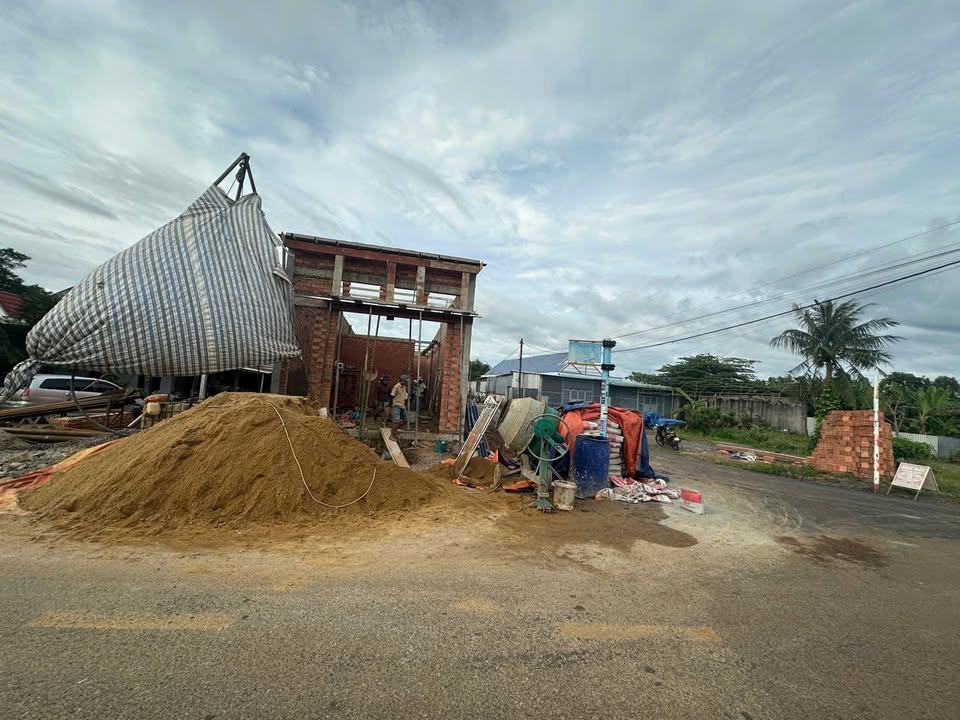 Nhà góc 2 mặt tiền Sông Thao, Bàu Hàm 181m² - Kinh doanh thuận lợi!