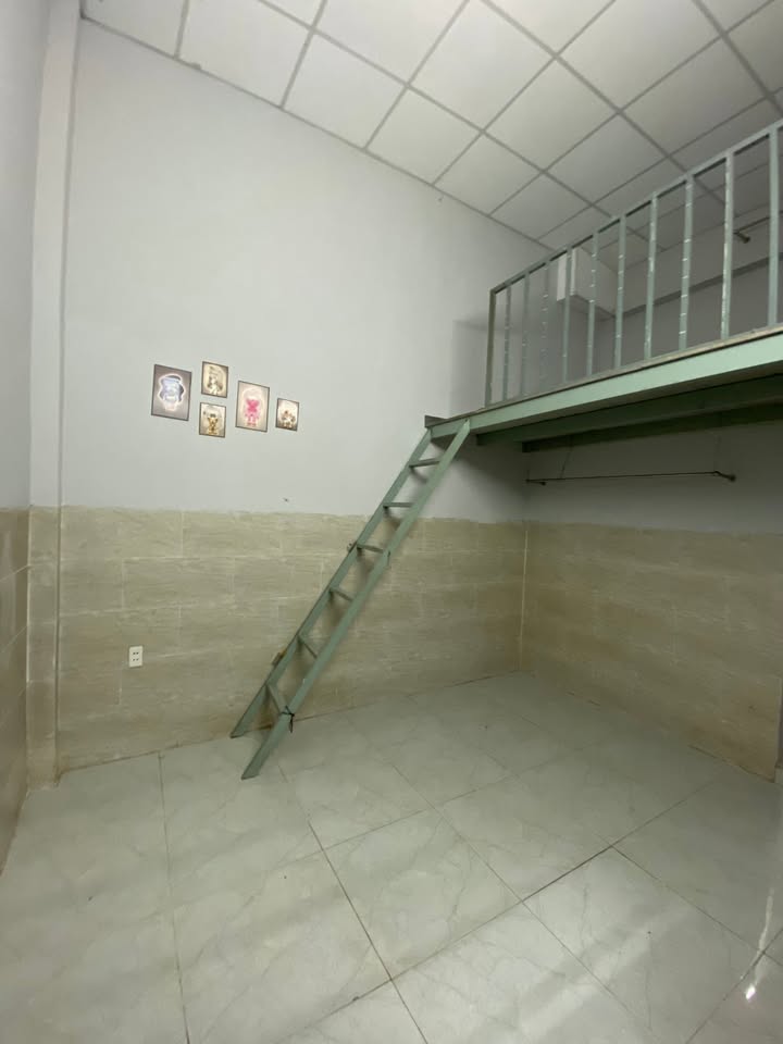 Room cho thuê tại Bà Điểm, Hóc Môn - Giá 2.4 triệu, giờ giấc tự do!