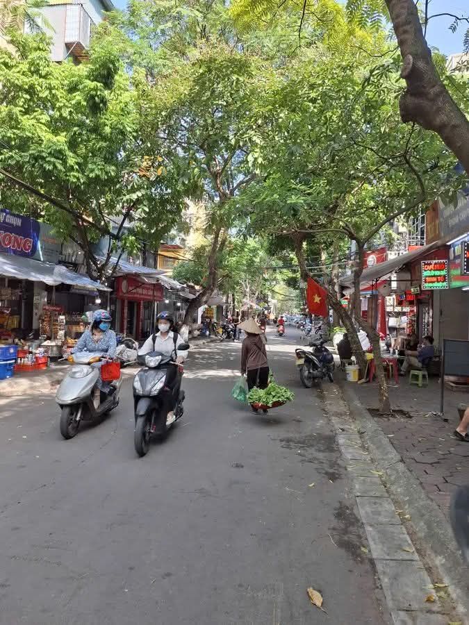 Nhà mặt phố Nghĩa Tân, Cầu Giấy 56m² giá 18.6 tỷ - Kinh doanh đỉnh cao!