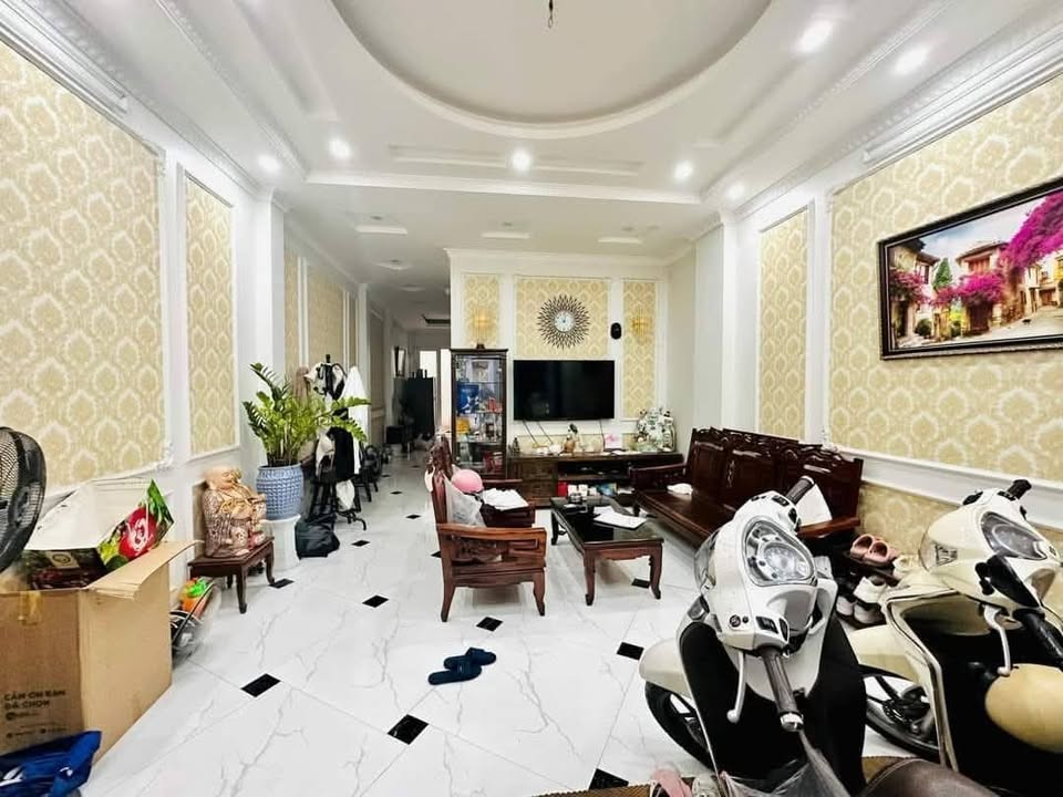 Nhà ngõ 126 phố Kim Ngưu 70m² giá 11.2 tỷ - Thiết kế thông minh, kinh doanh thuận lợi!