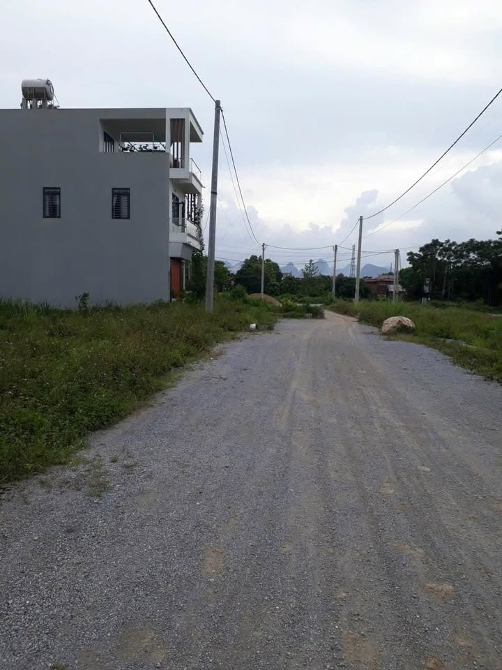 Bán đất đấu giá Tân Thanh 95m² - Sổ đỏ chính chủ, vị trí đẹp!