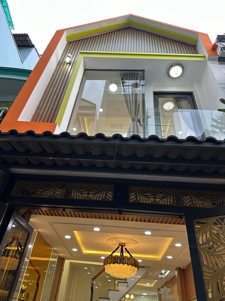 Nhà Gò Vấp 28.5m² giá 4.9 tỷ - Nhà mới đẹp, vào ở ngay!