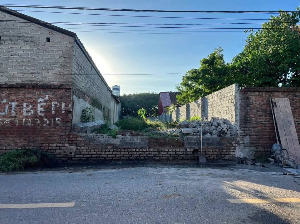 Đất thổ cư Hùng Sơn 138m² giá chỉ 1 tỷ - Diện tích lý tưởng cho đầu tư!