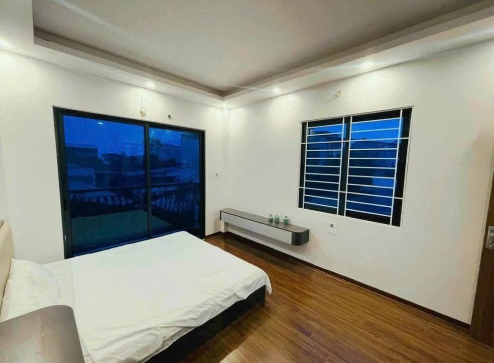 Nhà 4 tầng Đông Ngạc 30m² giá thỏa thuận - Ngõ rộng thông thoáng!