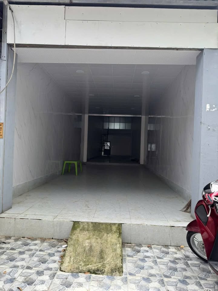 Nhà mặt tiền kinh doanh Bờ Bao Tân Thắng 120m² giá 25 triệu - Phù hợp mọi loại hình