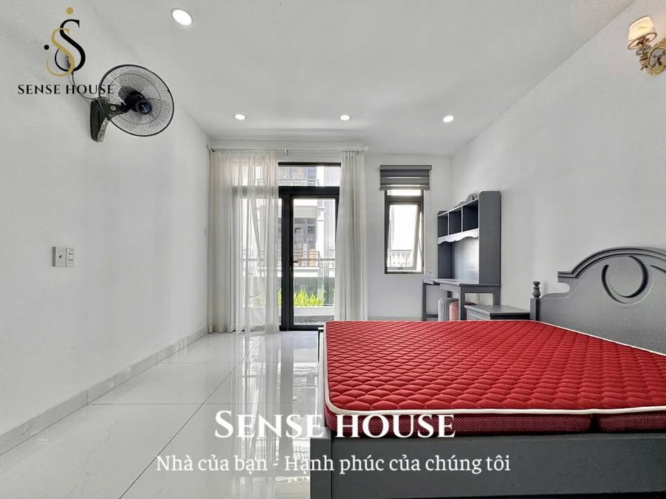 Small House For Rent tại Thoại Ngọc Hầu, Tân Phú - Full nội thất cao cấp, sẵn sàng vào ở!