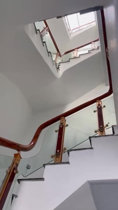 Nhà liền kề cho thuê tại Khu C Geleximco, Hà Đông - 80m² giá 20 triệu/tháng, sẵn sàng hoạt động!