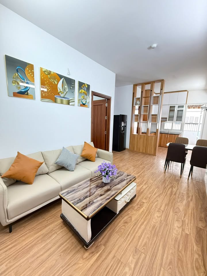 Căn hộ Golden City 6A Lý Tự Trọng 58.4m² giá 2.5 tỷ - Nội thất đầy đủ, tầng đẹp!