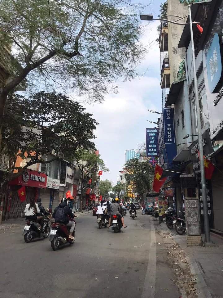 Nhà mặt phố Trương Định, Hoàng Mai 22m² giá 6.6 tỷ - Kinh doanh đắc địa!