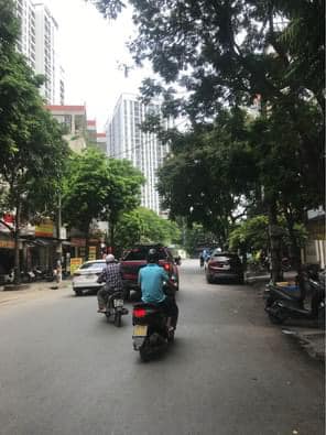 Mặt phố Đền Lừ Hoàng Mai 42m² giá 12 tỷ - Kinh doanh sầm uất!