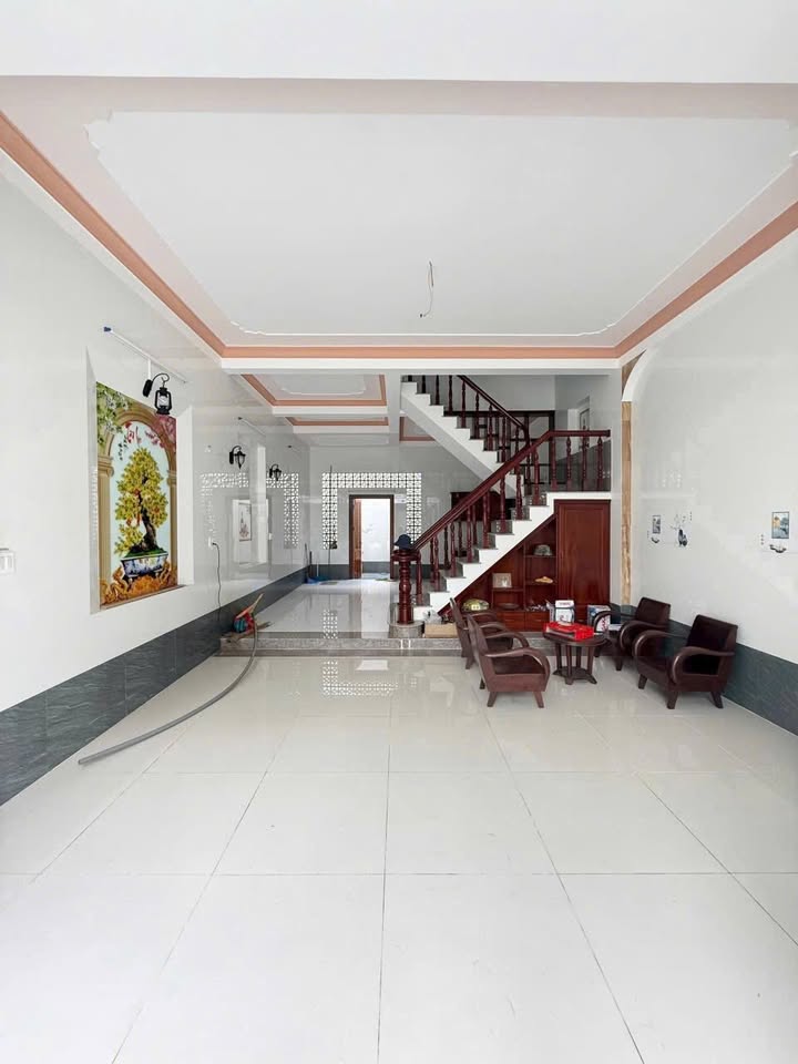 Nhà cho thuê 3 tầng KDC Nam Long, Cái Răng, Cần Thơ - Giá chỉ 11 triệu/tháng!