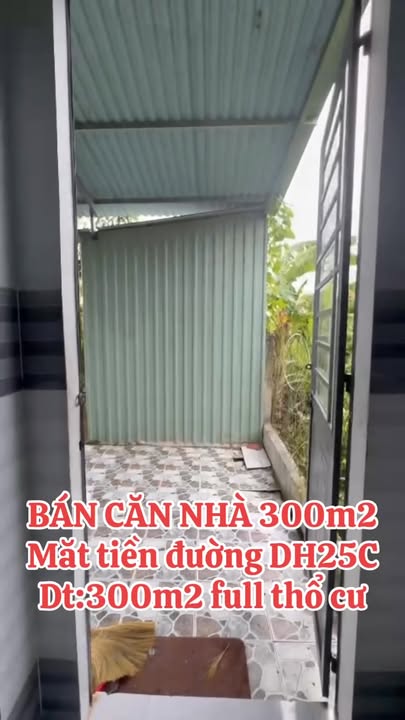 Nhà mặt tiền đường DH25C, xã Long Phước 296m² giá 2.6 tỷ - Sẵn sàng vào ở!