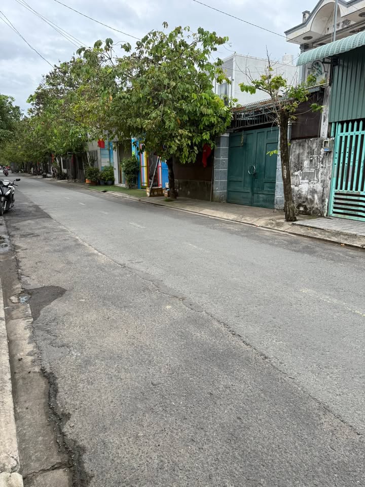 Đất thổ cư Thới Tam Thôn 16, Hóc Môn 350m² - Sổ đỏ chính chủ, đầu tư sinh lời!