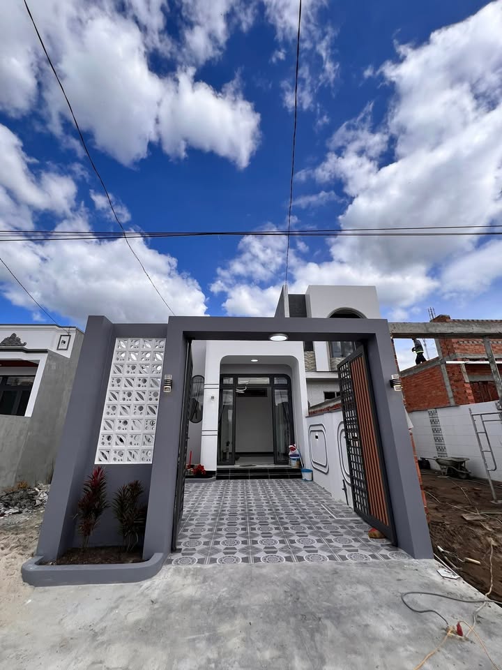 Nhà cấp 4 mặt tiền đường Ngô Quyền, Tây Ninh 128m² giá 1.39 tỷ - Kinh doanh tuyệt đỉnh!