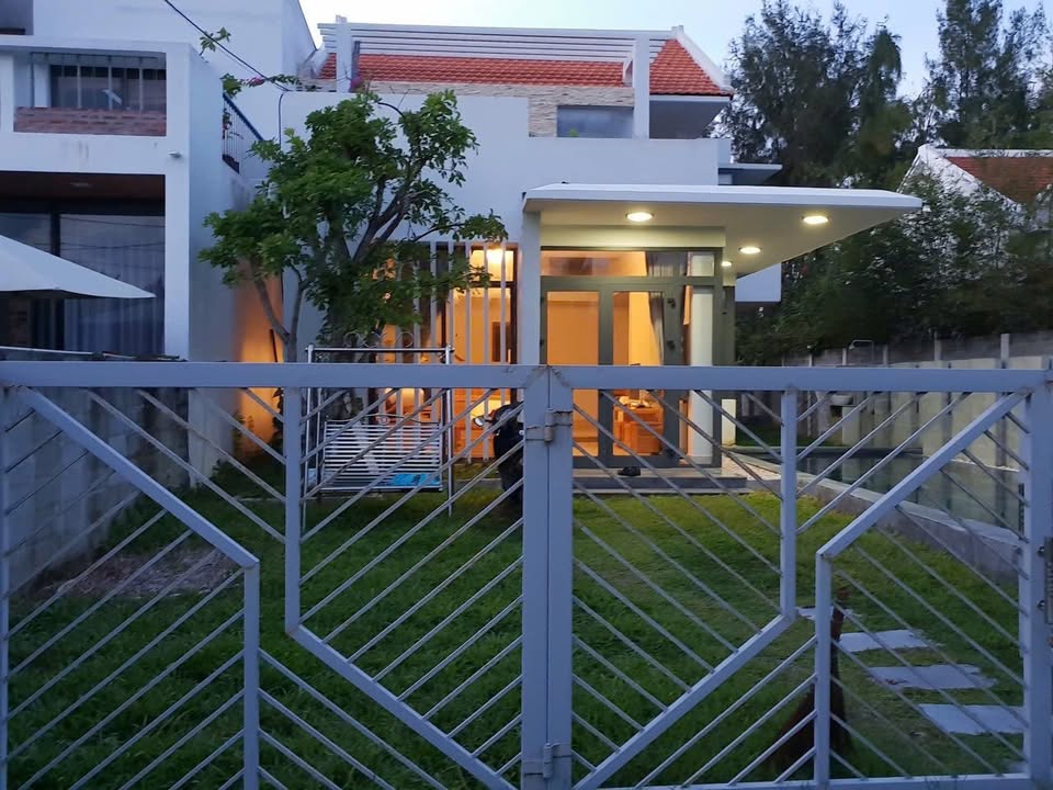 Nhà 2 tầng cho thuê tại Cẩm Thanh, Hội An - Hồ bơi riêng, không gian thoáng đãng!