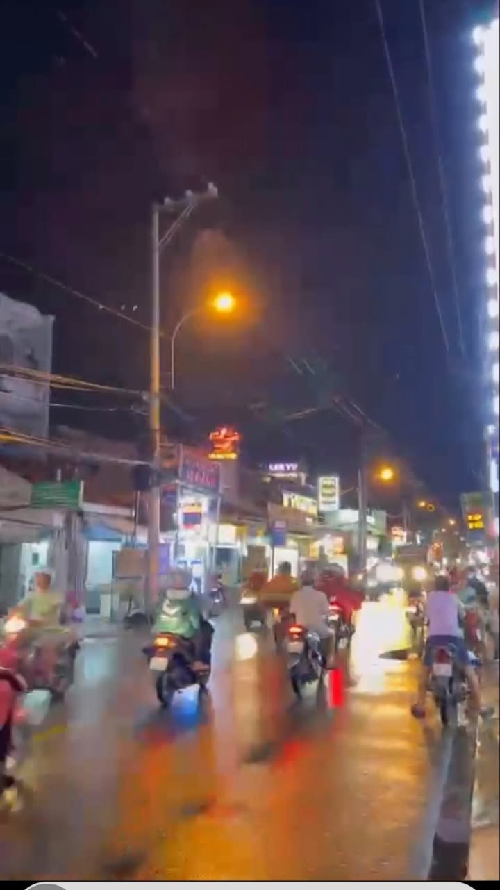 Nhà mặt tiền đường Phan Văn Hớn, Bà Điểm, Hóc Môn 227.5m² - Đang cho thuê, sổ hồng riêng!