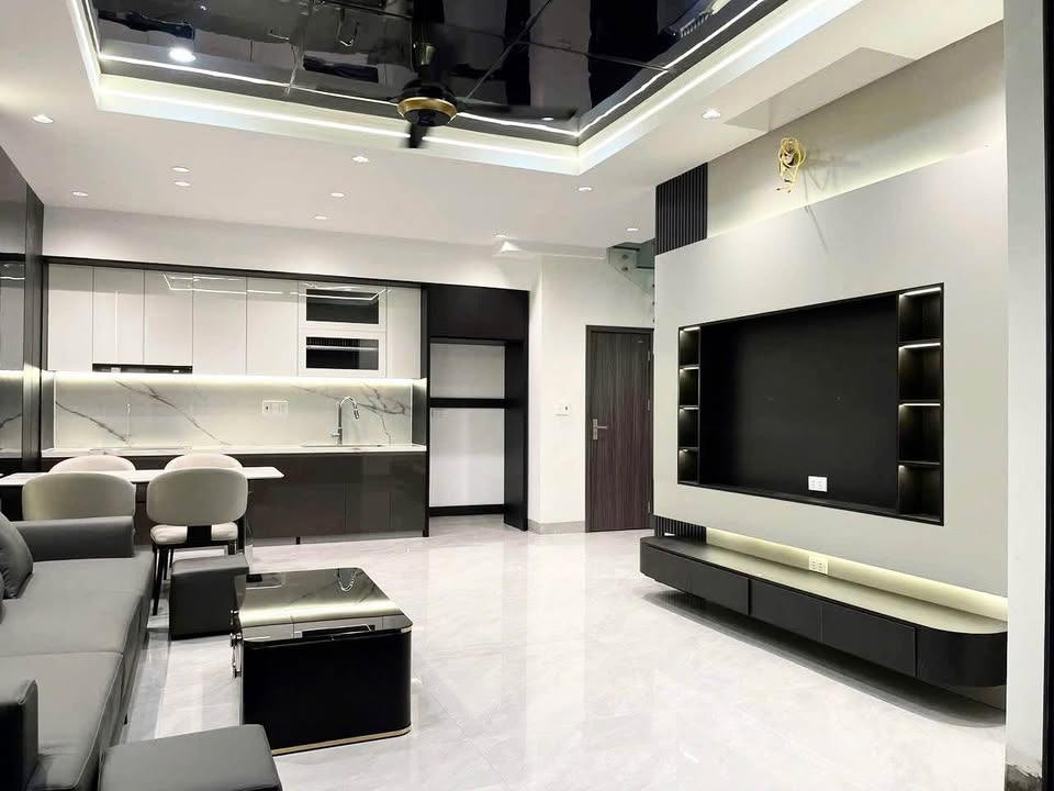 Bán nhà 4 tầng tại Hữu Nghị, Hòa Bình 50m² giá 3 tỷ - Nội thất sang trọng, sẵn sàng ở ngay!