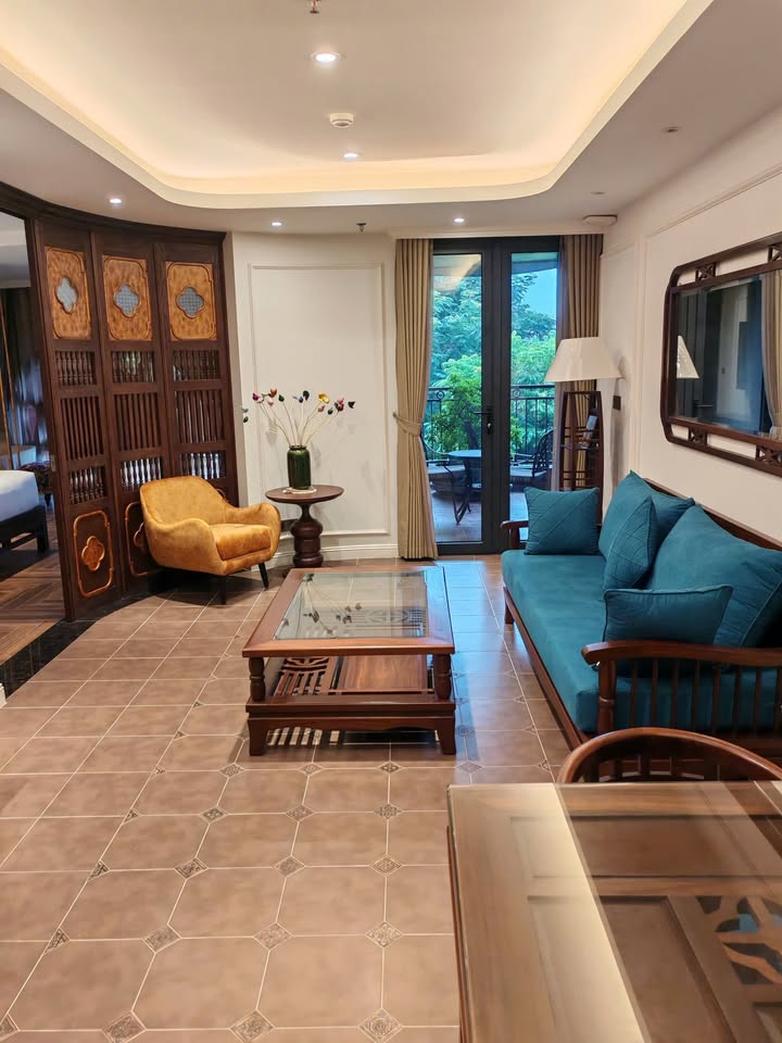 Căn hộ cao cấp cho thuê phố Ô Đồng Lầm, Đống Đa 350m² - Full nội thất nhập khẩu đức