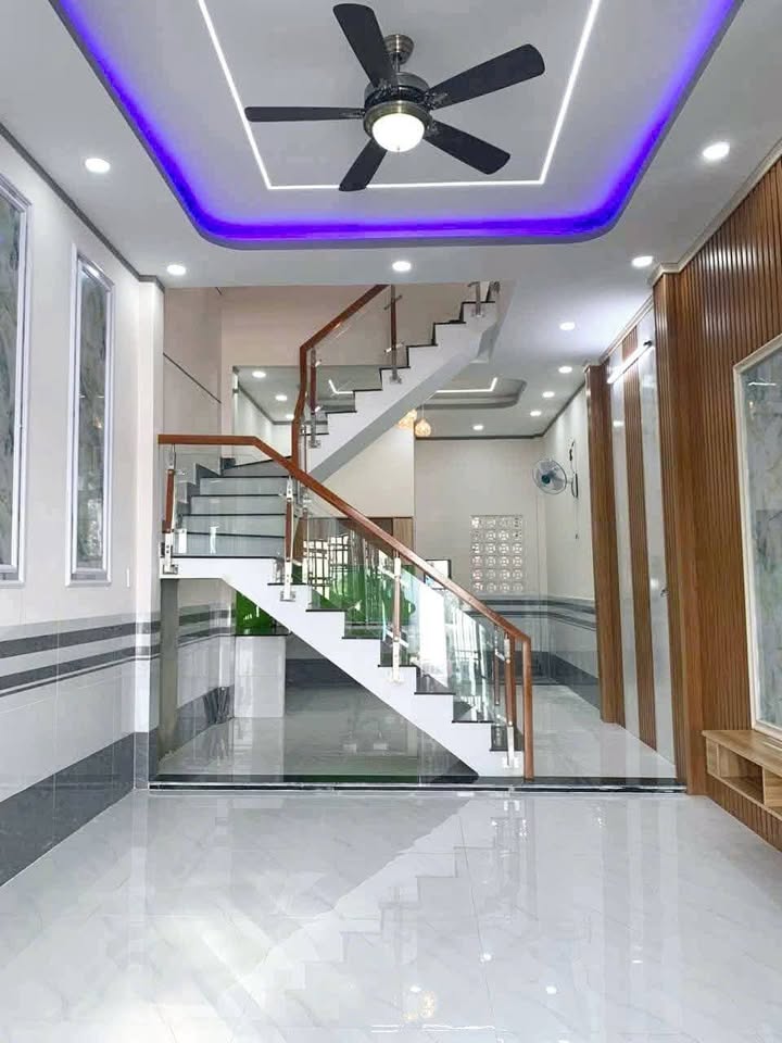 Nhà phố Mỹ Hạnh, Đức Hòa, 60m² giá chỉ 1.8 tỷ - Sổ đỏ chính chủ!