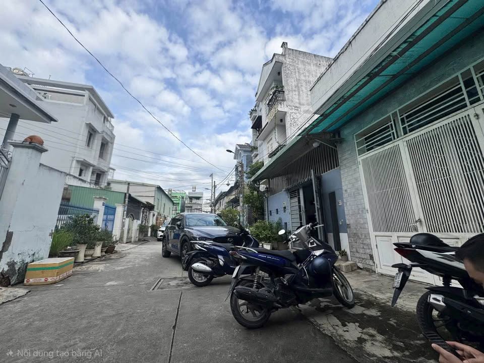 Nhà cấp 4 Gò Ô Môi, Quận 7, 64m² giá 7.1 tỷ - Sổ hồng riêng, hẻm xe hơi rộng rãi!