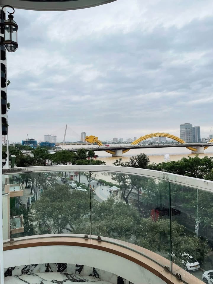 Căn hộ cao cấp cho thuê tại Trần Hưng Đạo, Đà Nẵng 100m² - View Cầu Rồng thơ mộng!