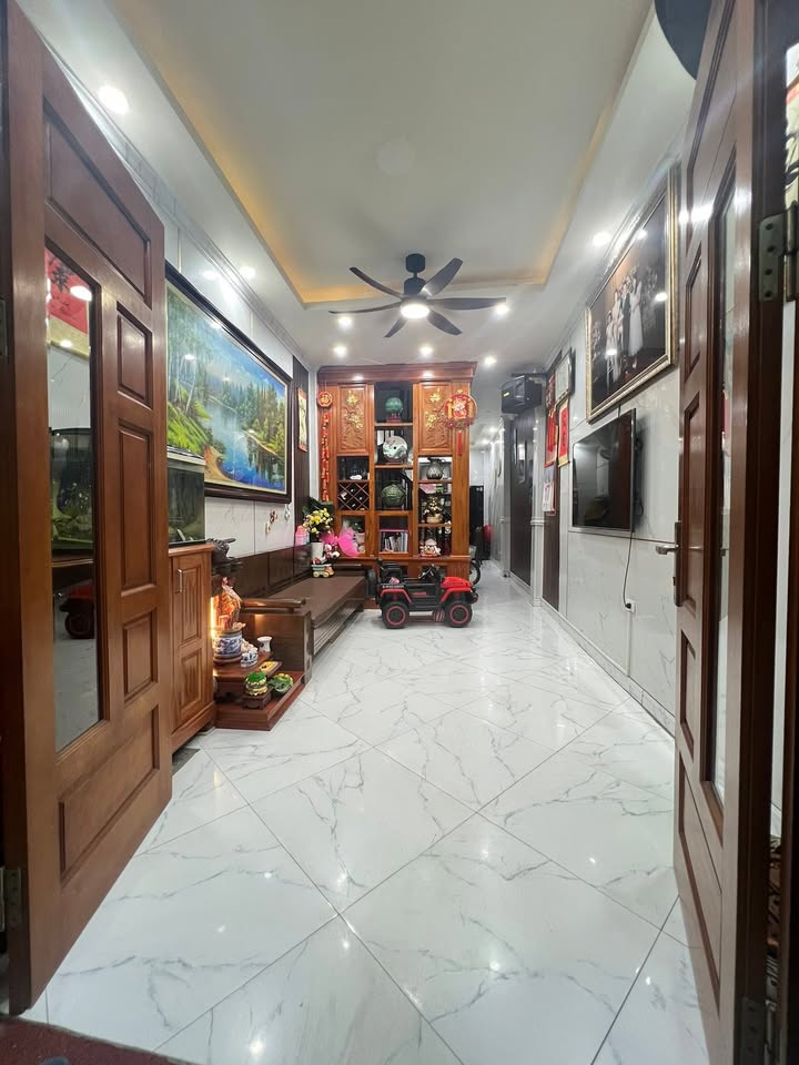 Nhà mặt ngõ 107 Hữu Hưng, Tây Mỗ, 33m² giá 6.85 tỷ - Sẵn sàng cho gia chủ mới!