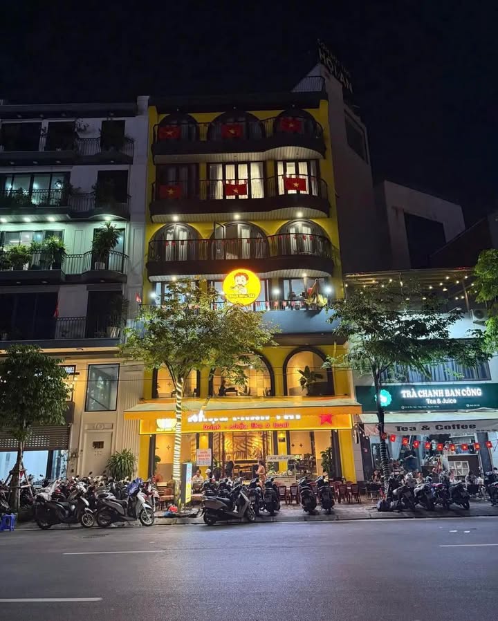 Mặt bằng kinh doanh cho thuê tại phố Cửa Bắc, Ba Đình 50m² giá 30 triệu - Vị trí đắc địa cho mọi mô hình!