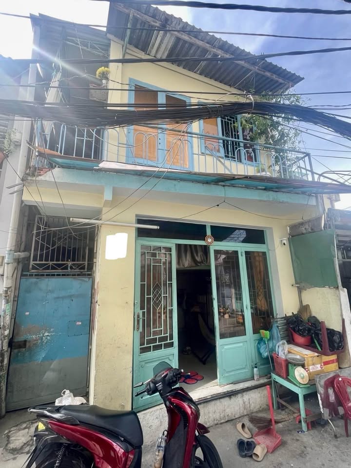 Nhà hẻm ô tô 4.5m Tân Thuận Đông 125m² giá 9.99 tỷ - Dòng tiền ổn định 20 triệu/tháng!