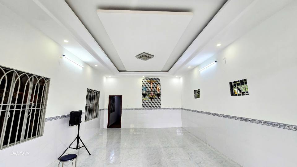 Nhà phố An Bình 140m² giá 3.999 tỷ - Sổ hồng thổ cư, vị trí đắc địa!